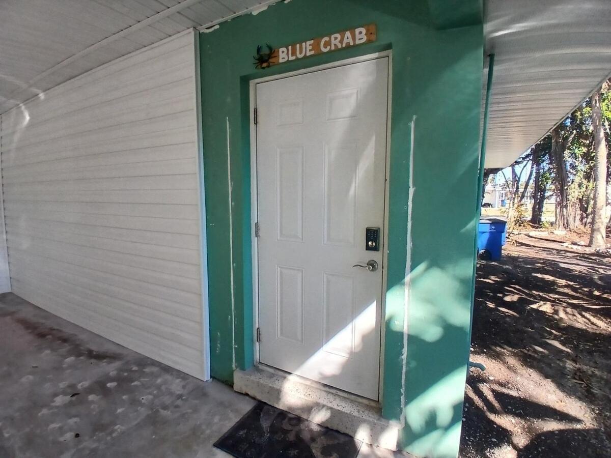 Blue Crab Dock On Gulf Canal Front Close 2 Beach Restaurants Bonita Springs Eksteriør billede
